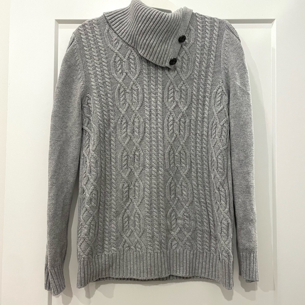 G.H. Bass Light Gray Cable-Knit Sweater — Size Medium M - Cotton Blend Classic